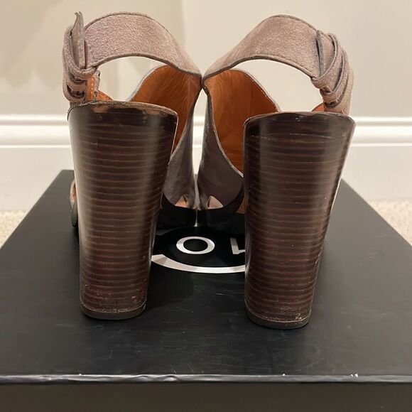 EUC Derek Lam Crosby Jemina Sz. 9 Graphite Kid Suede - Picture 4 of 8